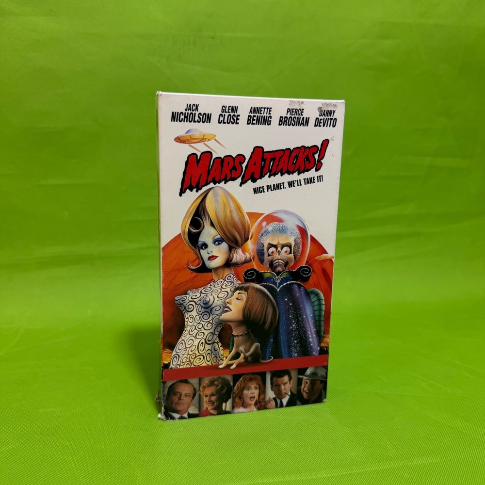 Mars Attacks! VHS 1996 Jack Nicholson Sci-Fi Comedy Cult Classic